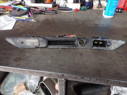 AUDI A4 B6-накладка ручка дверей задня 8e0827