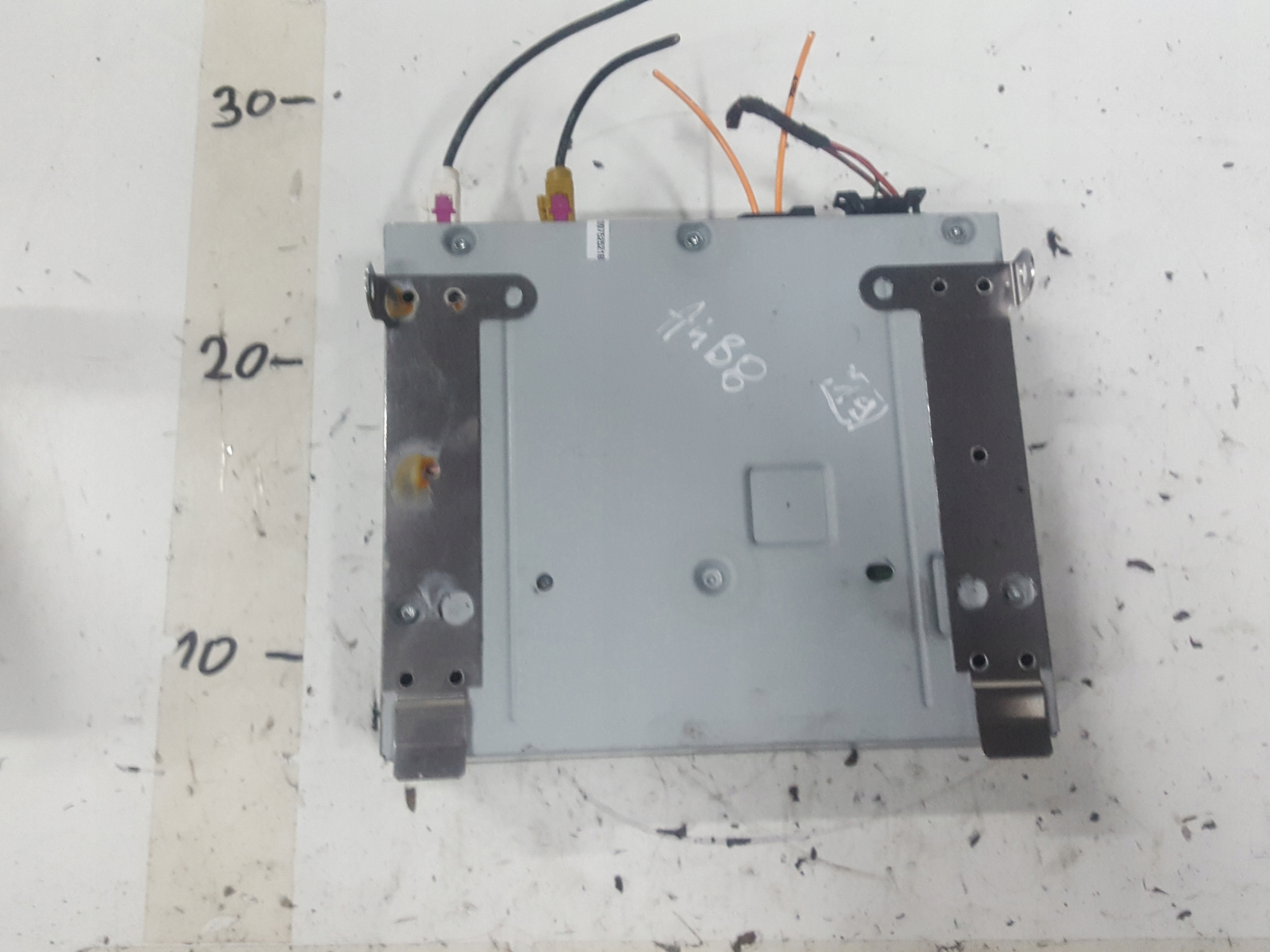 4F0035541N - AUDI A4 B8 08R - A5 модуль радио тюнер 4E0910541T