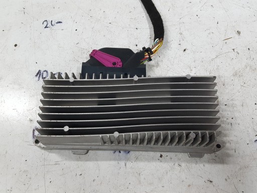 AUDI A4 B8 08R-усилитель радио 8R0035223G