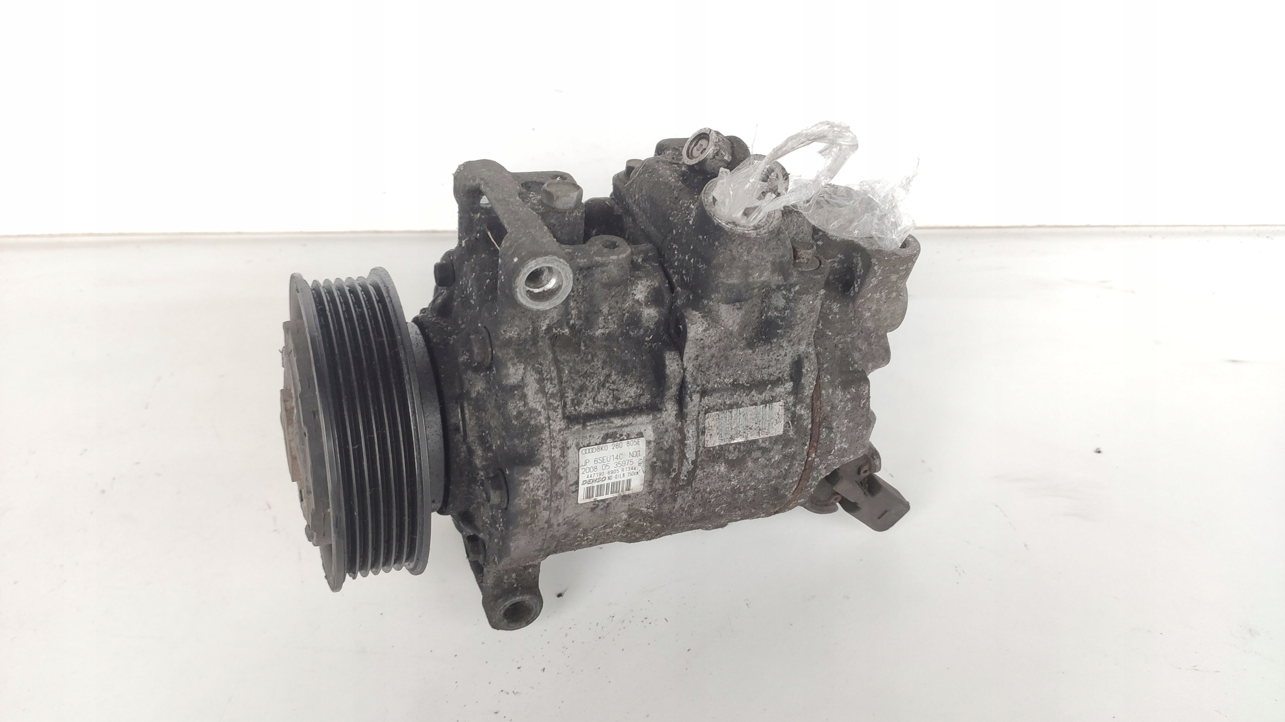 8K0260805E - AUDI A4 B8 A5 2.0 TDI TFSI компресор кондиціонера