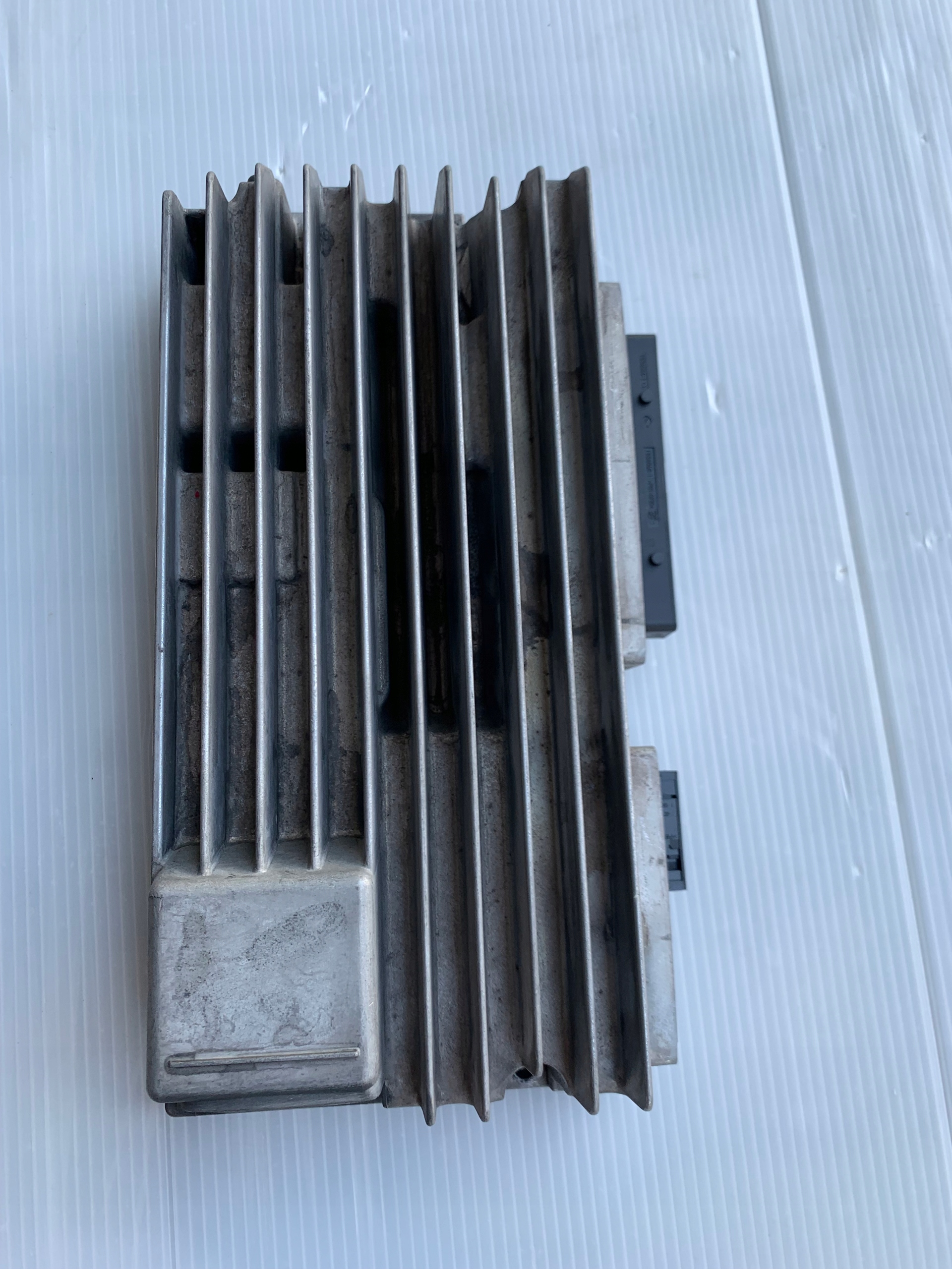 8T1035223A - AUDI A4 B8 A5 8T усилитель BANG OLUFSEN