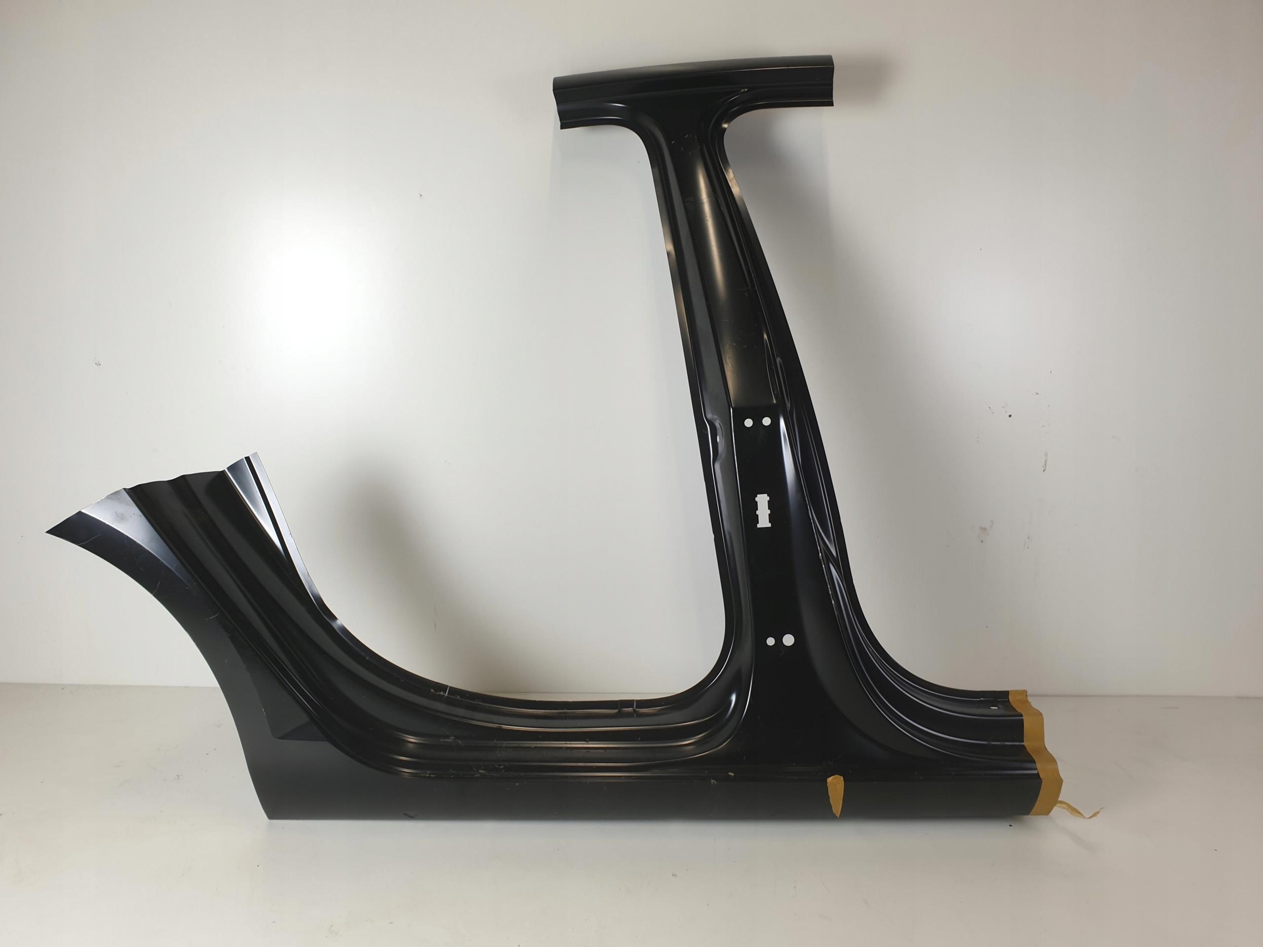 8W5809848 - AUDI A4 B9 8w5 седан поріг стійки права чверть