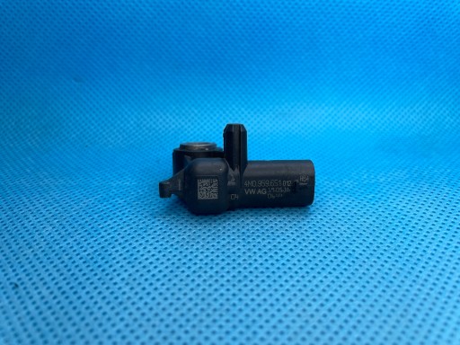 AUDI A4 b9 A5 8W Q7 4m датчик удару 4m0959651