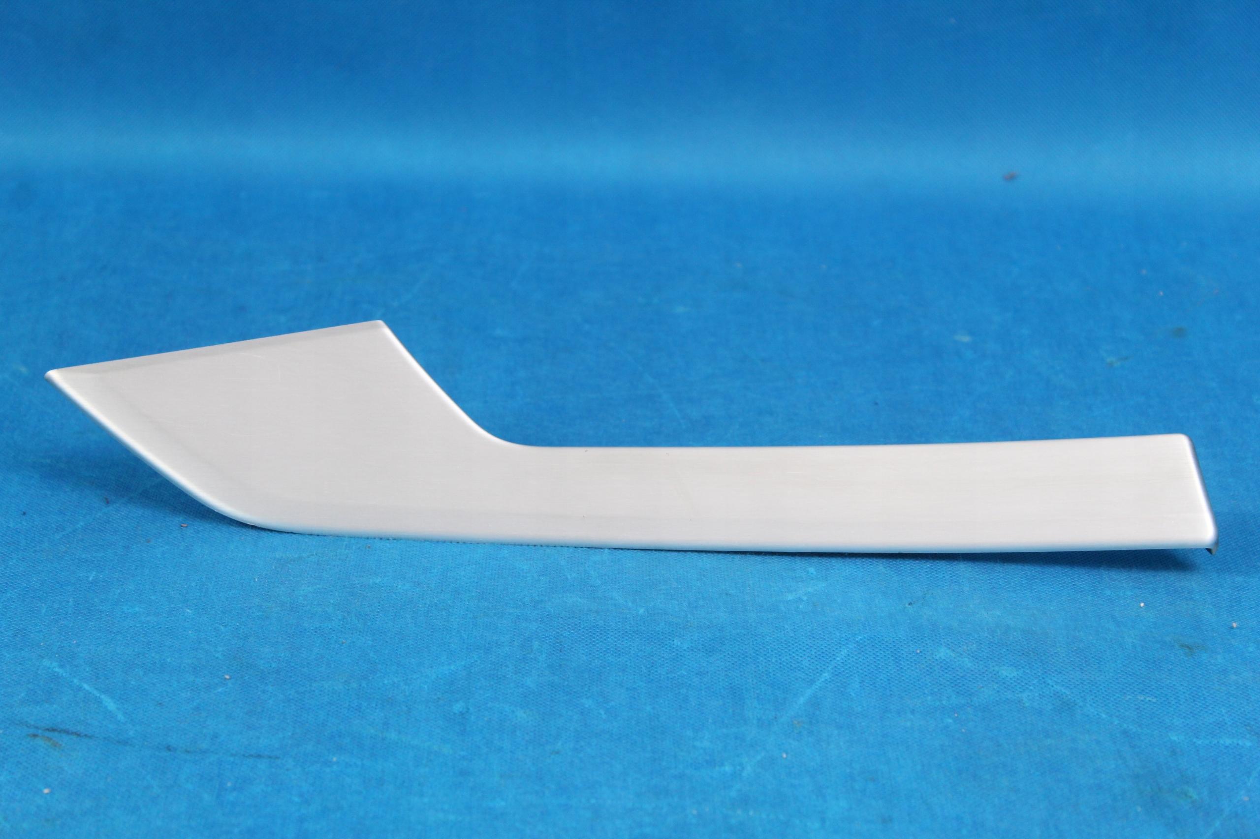 8W0867419E 22/28 - AUDI A4 b9 декор молдинг двері задній лівий 1NK 18R