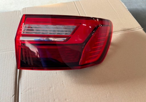 Audi a4 b9 ліфт універсал правий задній ліхтар задній led 8w9945070aa