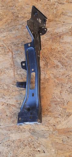 8W6821132B - AUDI A5 8W кріплення кронштейн крила Правий передній