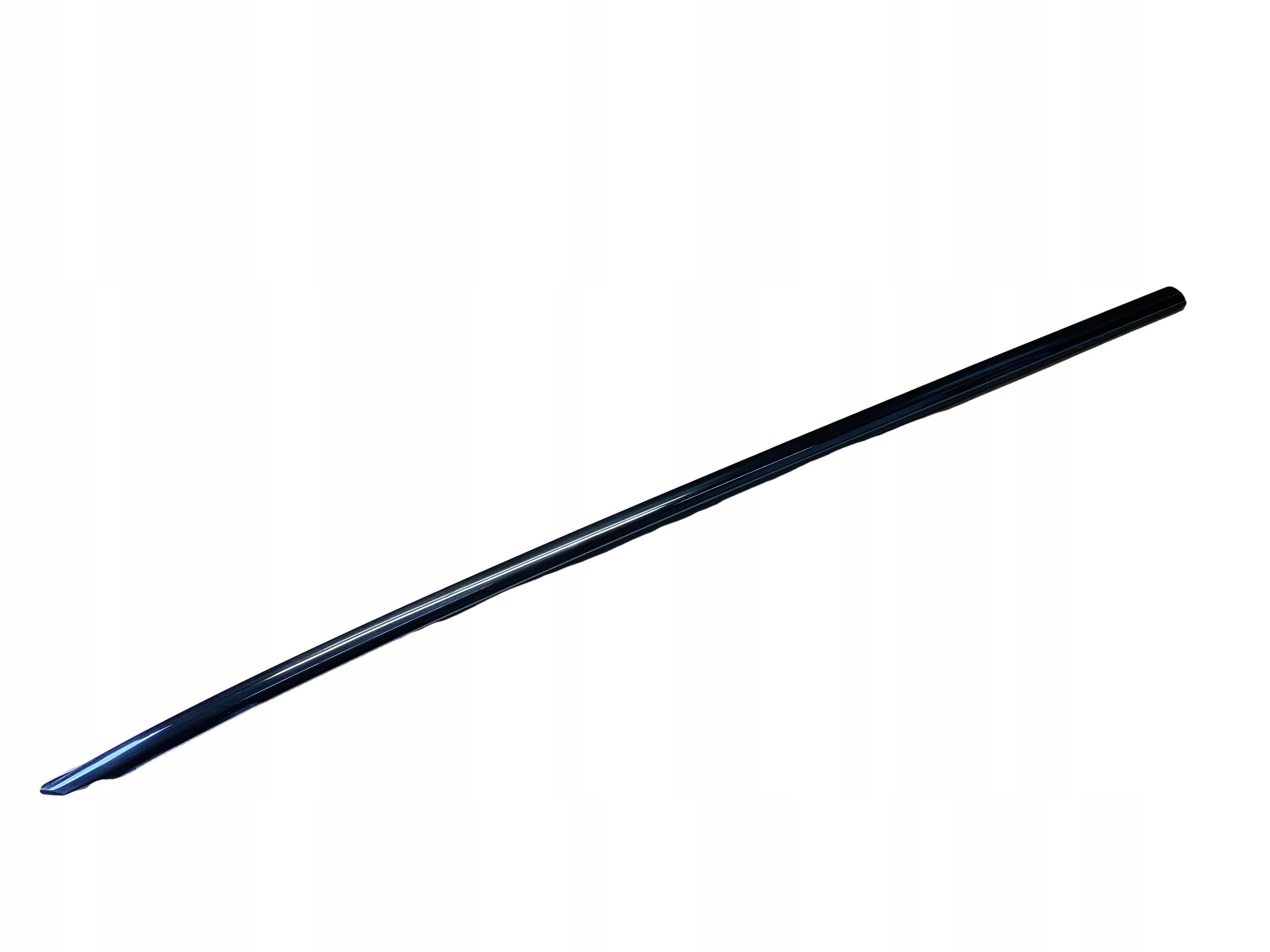 8W8853284C - AUDI A5 8W SPORTBAC передній правий