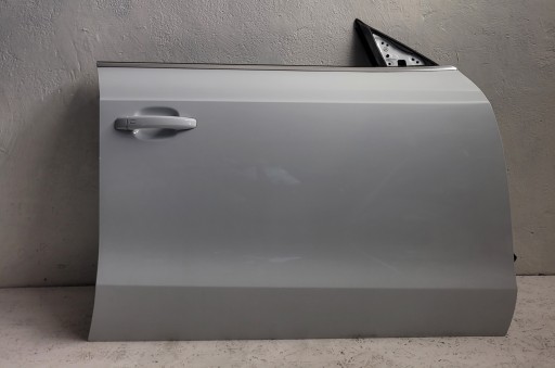 8T0831056 - Audi a5 lift 8t передні передні двері