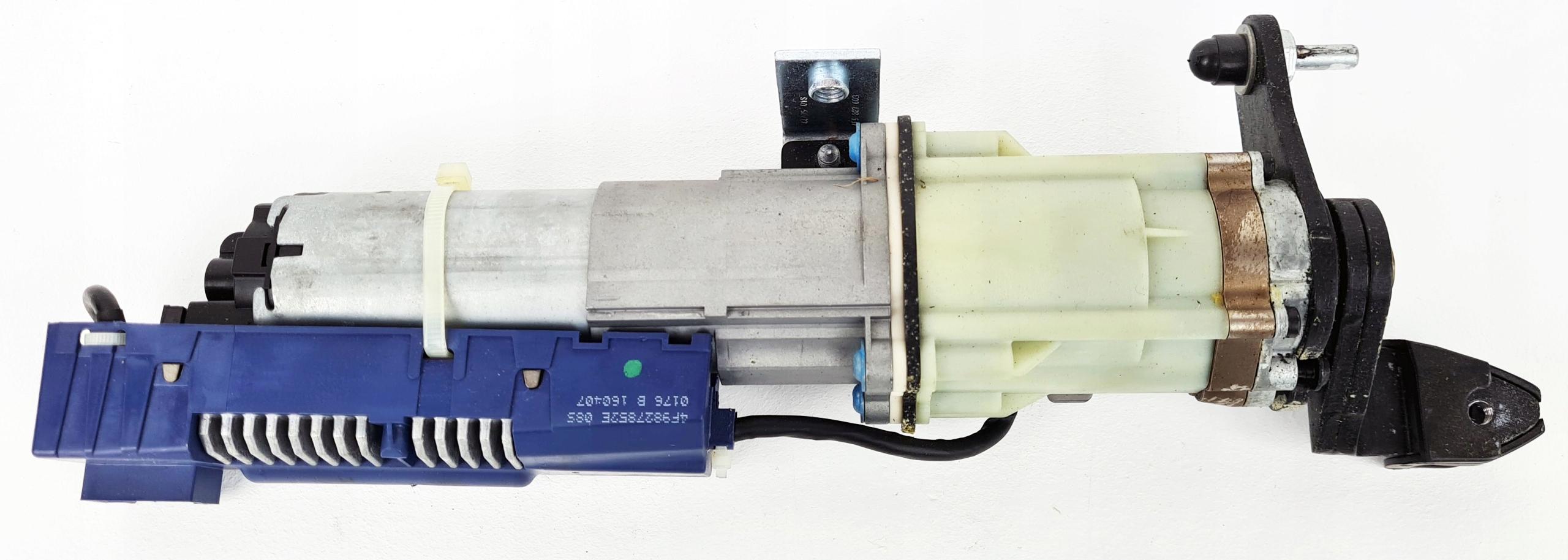 4F9827852E 4F9959946 - AUDI A6 C6 електричний привід закрилків правий Універсал