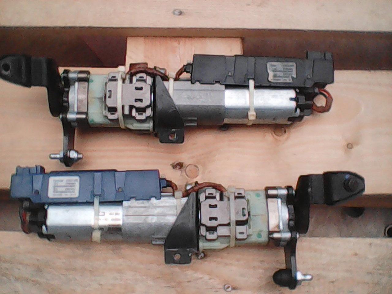 4F9959946 - AUDI A6 C6 электроприводы багажника два