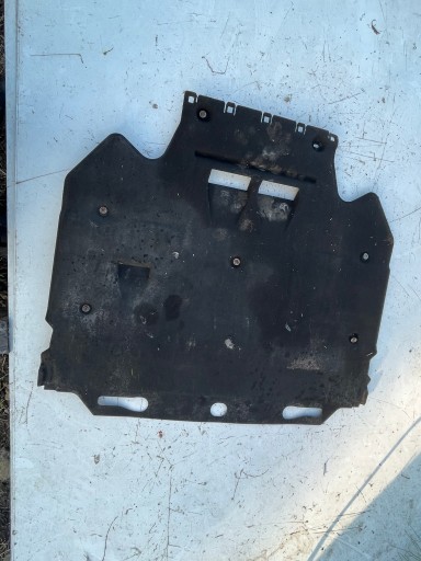 4G0863822J 4G0863325 - AUDI A6 C7 4G0 пластина под коробку передач