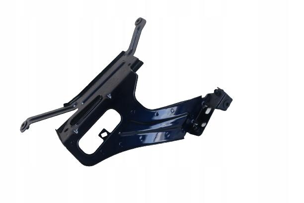 4K0821132 - AUDI A6 C8 крепление кронштейн крыла правый