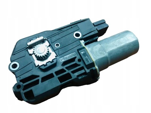 AUDI A6 C8 МОТОР ЛЮКА 4K9877042C