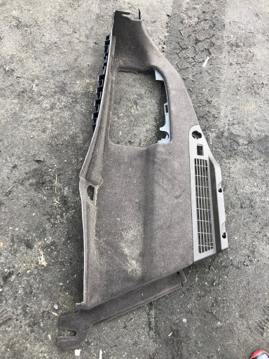 256104 - AUDI A7 бекон багажника лівий 4g8863887