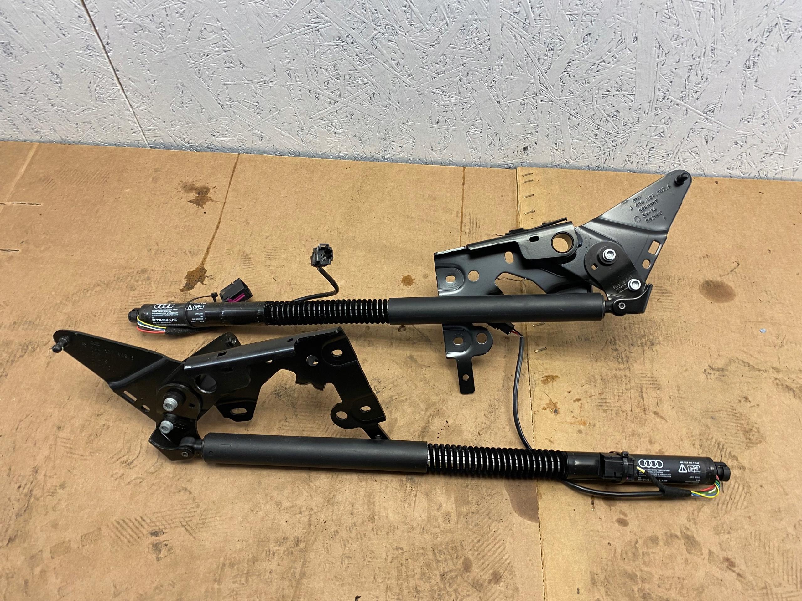 4G8827858S - AUDI A7 лифт петля заслонки электрический привод