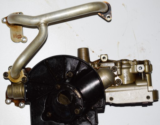 10852890536 - AUDI A8 D3 S8 5.2 FSI V10 масляный насос 07L103247B