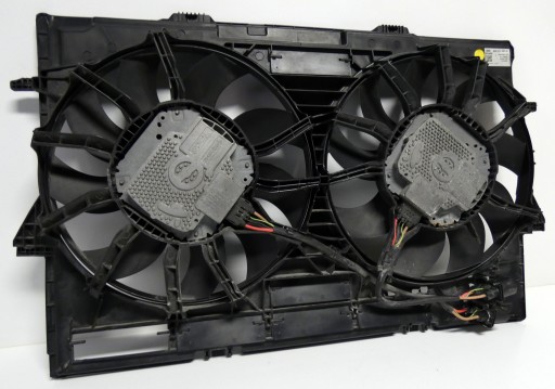 AUDI A8 D4 4h0 вентилятор радіатора корпус