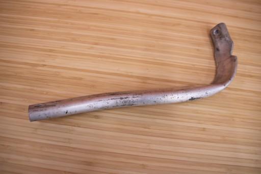 AUDI A8 D4 кронштейн крило муфта ліва 4h0821259c