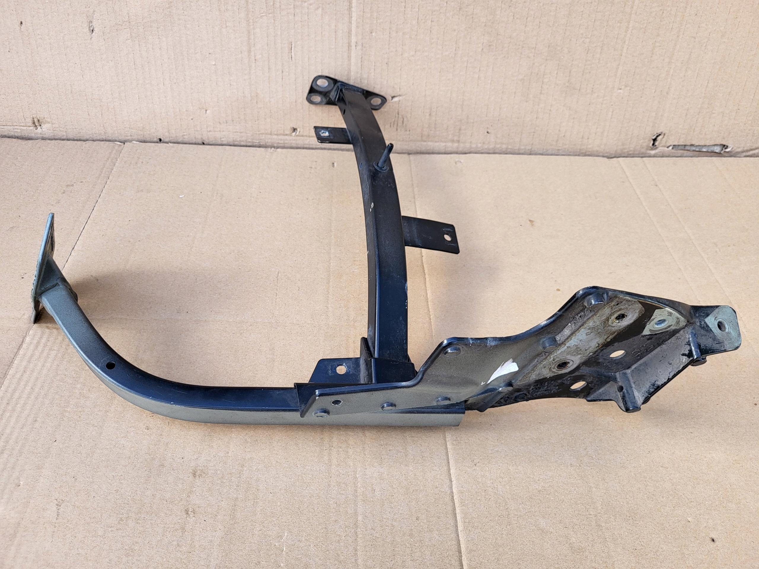 4H0821234 - AUDI A8 D4 кронштейн крила передній правий павук ORY