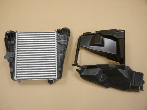 ІНТЕРКУЛЕР AUDI A8 D5 4N0145805T TFSI