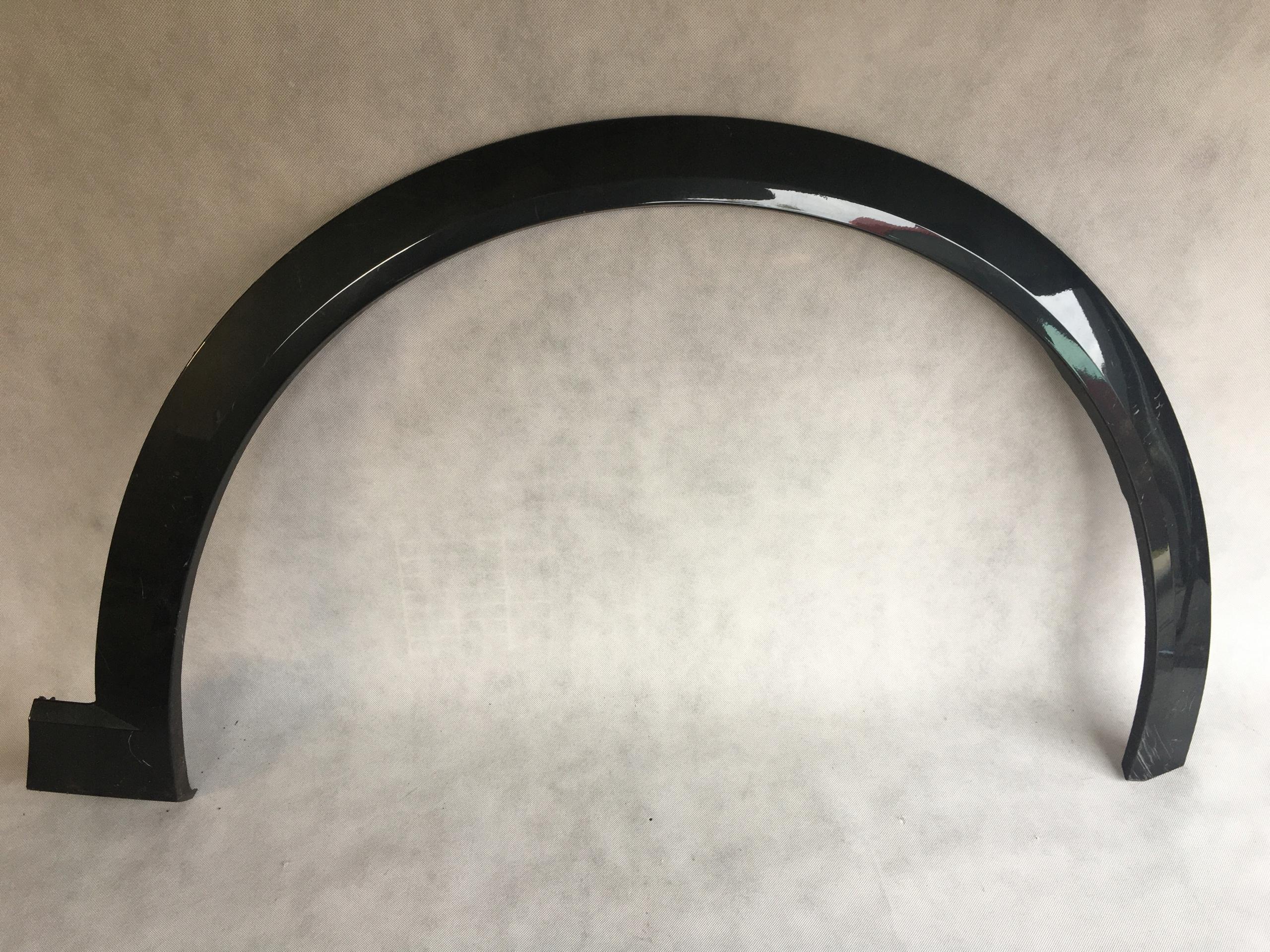 4KE853026E - AUDI E-TRON 4KE НАКЛАДКА НА ПЕРЕДНЕЕ ПРАВОЕ КРЫЛО