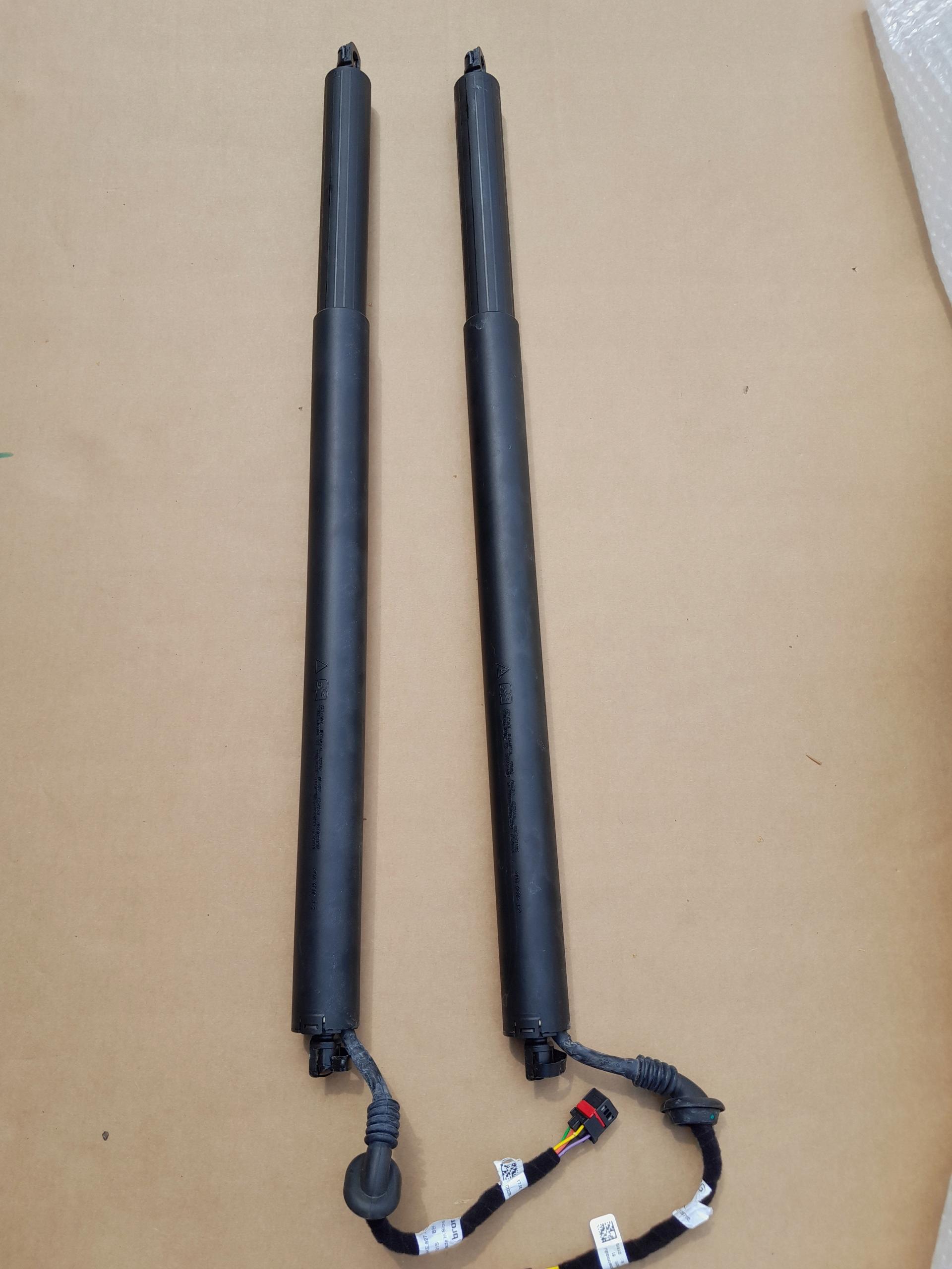 AUDI E-TRON 55 ПРИВІД ЗАДНІХ ДВЕРЕЙ 4KE827851A