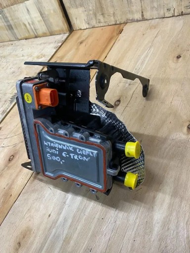 ТЕПЛООБМІННИК AUDI E TRON 5QF963231C 5QF819013D