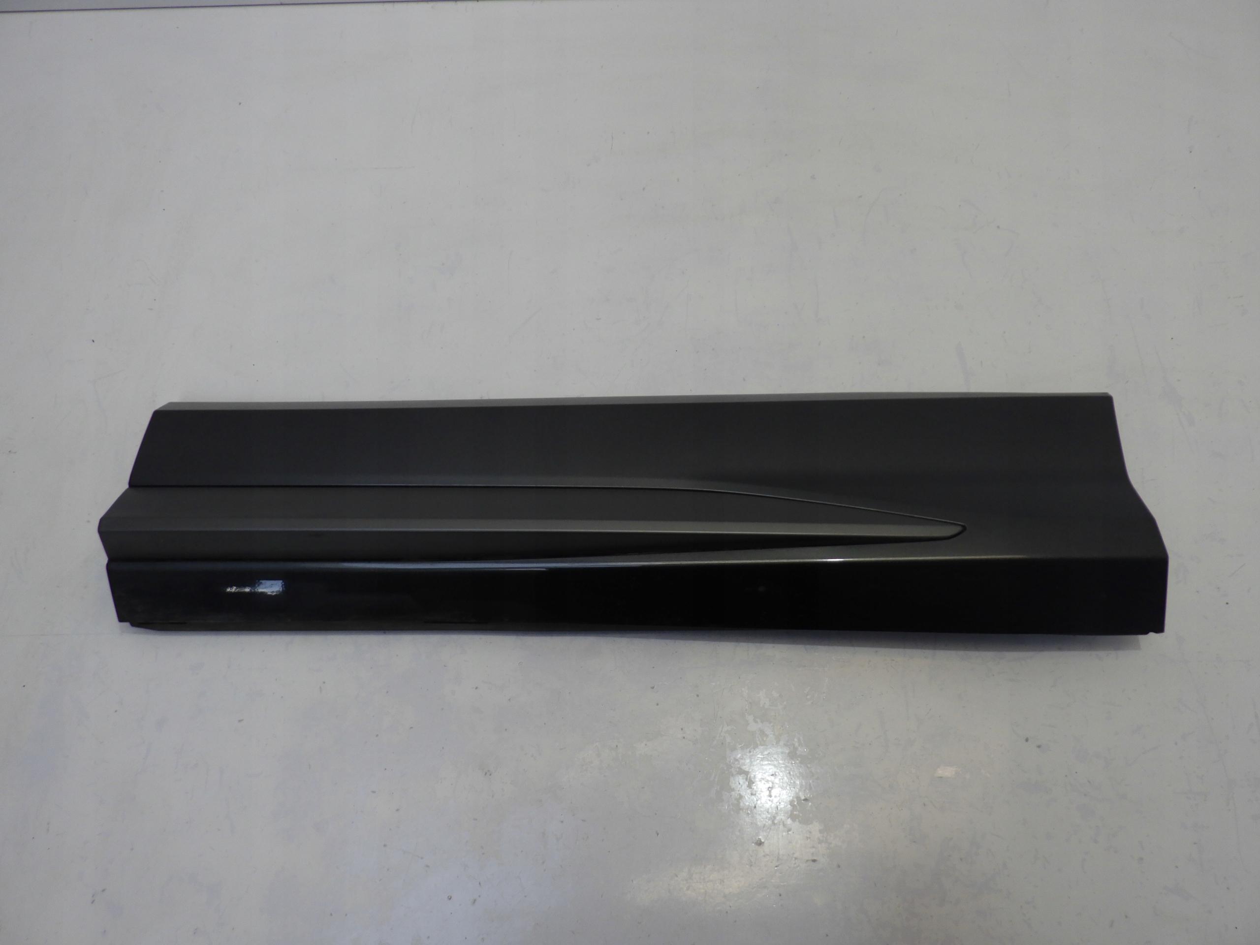 83A853969A/B - AUDI Q3 83a F3 накладка двери левая задняя 83A853969A / B