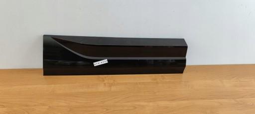 8U0853969 - AUDI Q3 8U0 S-LINE левая накладка двери задняя нижняя