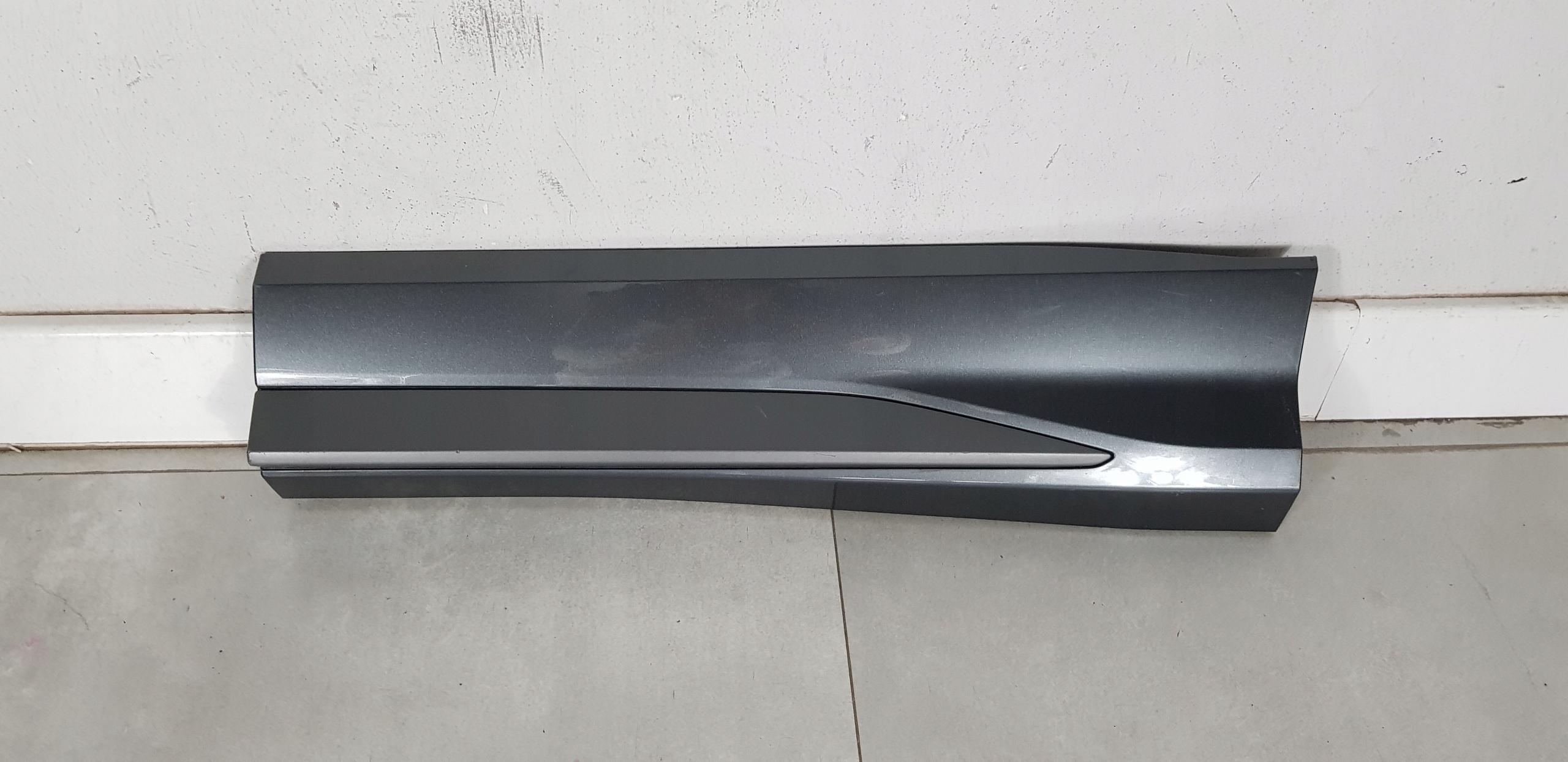 AUDI Q3 LIFT 18-молдинг двері лівий задній 83a853969a