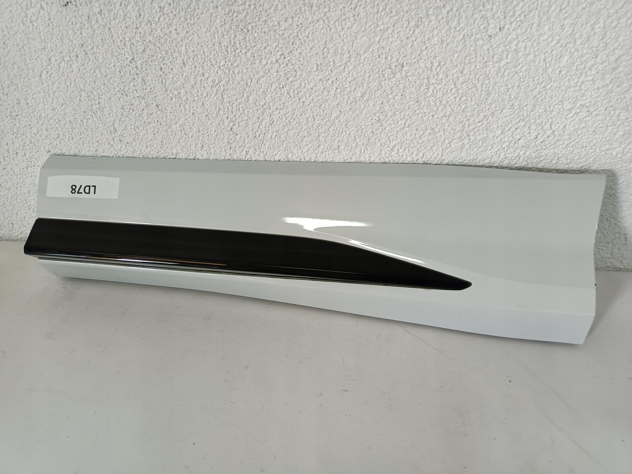 83A853969A/B - Audi Q3 накладка двери левая задняя задняя 83A853969A / B