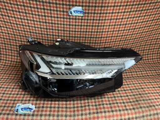 AUDI Q4 МАТРИЦА ПРАВАЯ