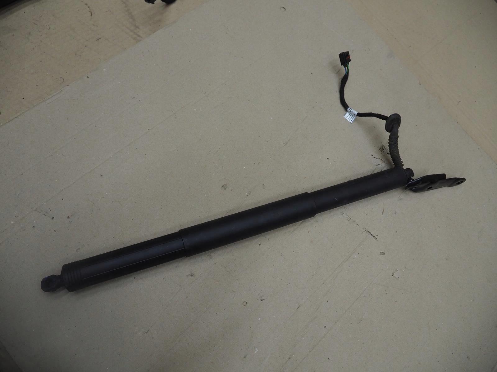 AUDI Q5 80A привід багажника 80A827851A