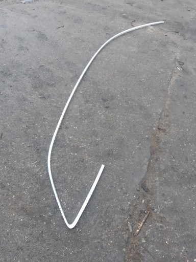 8R0853703B - AUDI Q5 8R накладка на крышу хром правая 8R0853704B