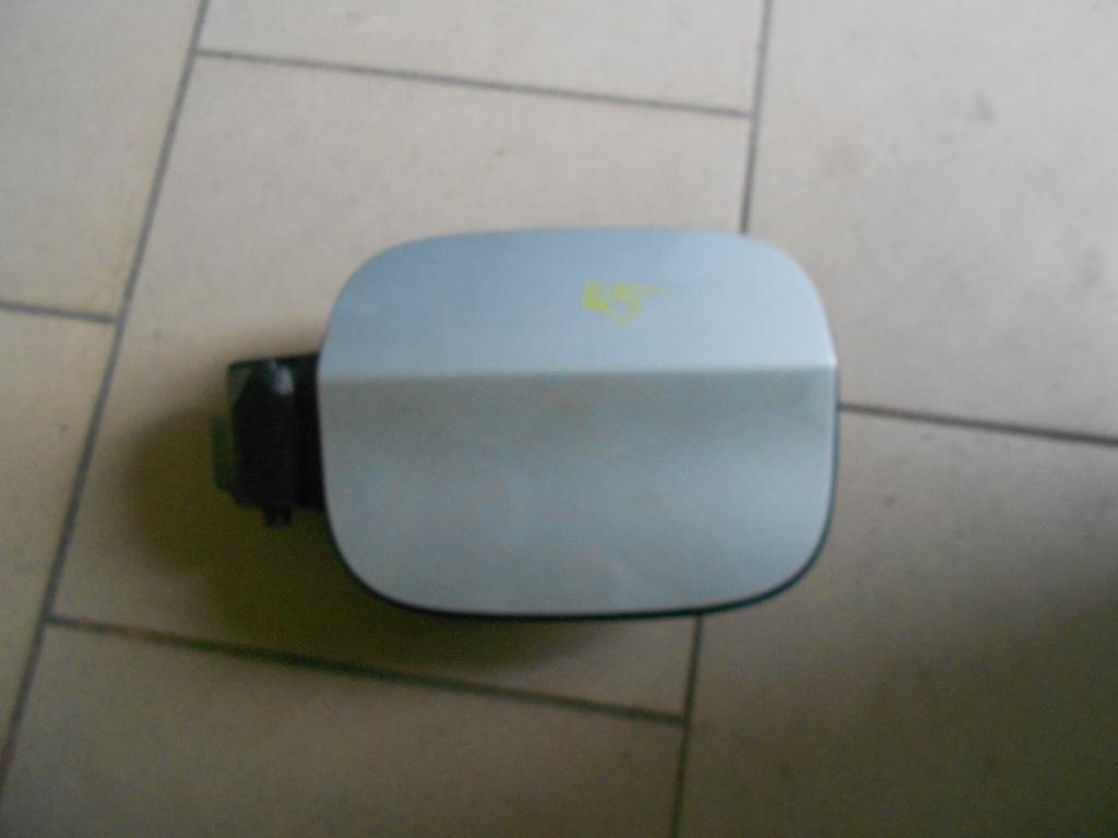 AUDI Q5 8R0 кришка паливного бака