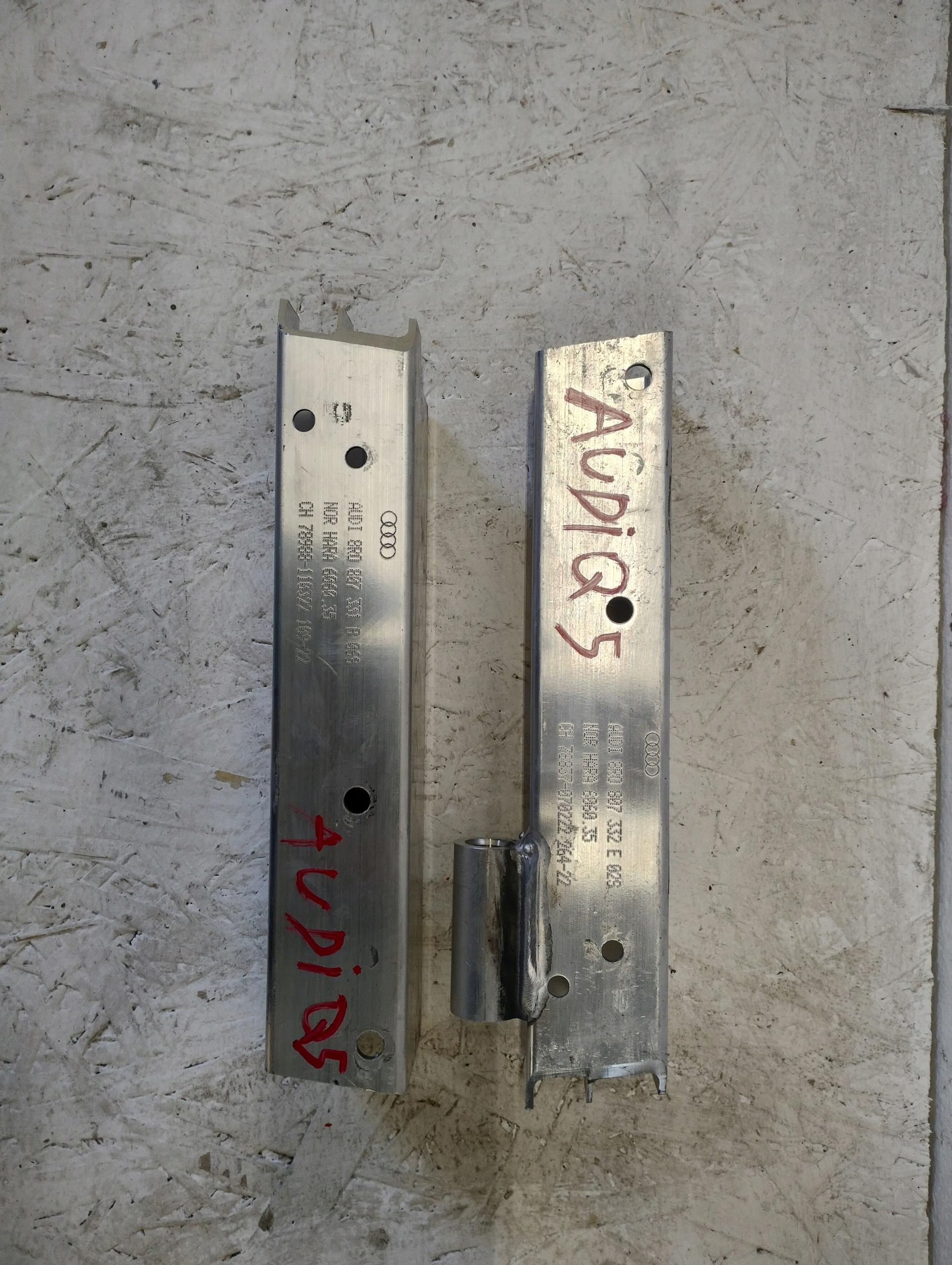 807 331 - AUDI Q5 8R0 крило зона роздавлювання