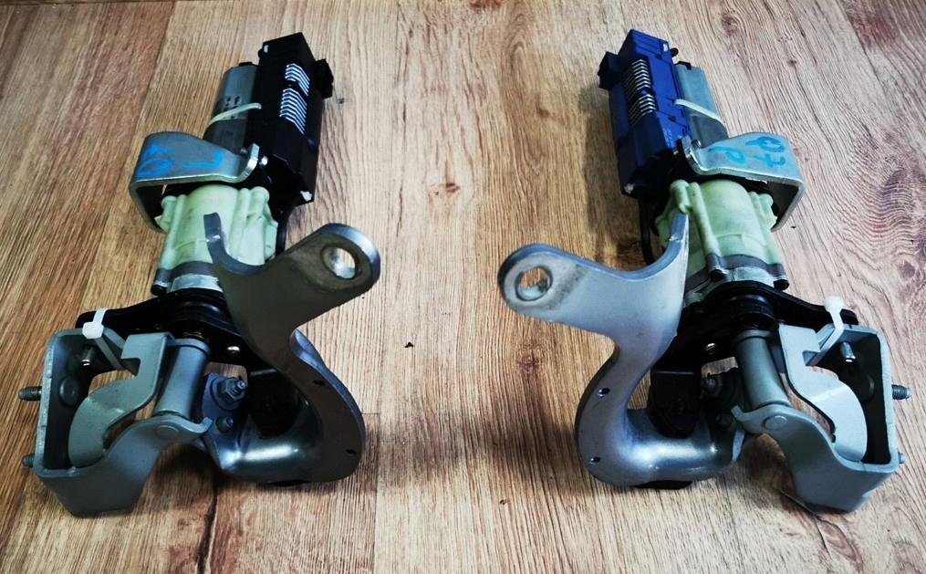 AUDI Q7 4L 05-10 правый привод багажника