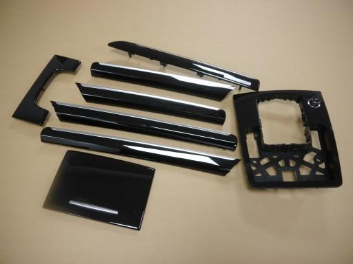 AUDI Q7 4l декоративні молдинги декори PIANO LIFT