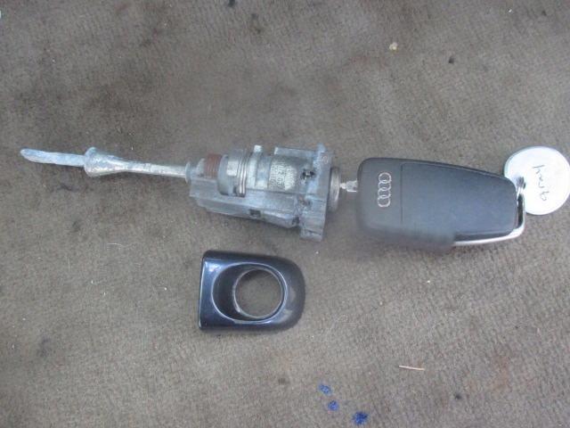AUDI Q7 4L замок вставка + ключ