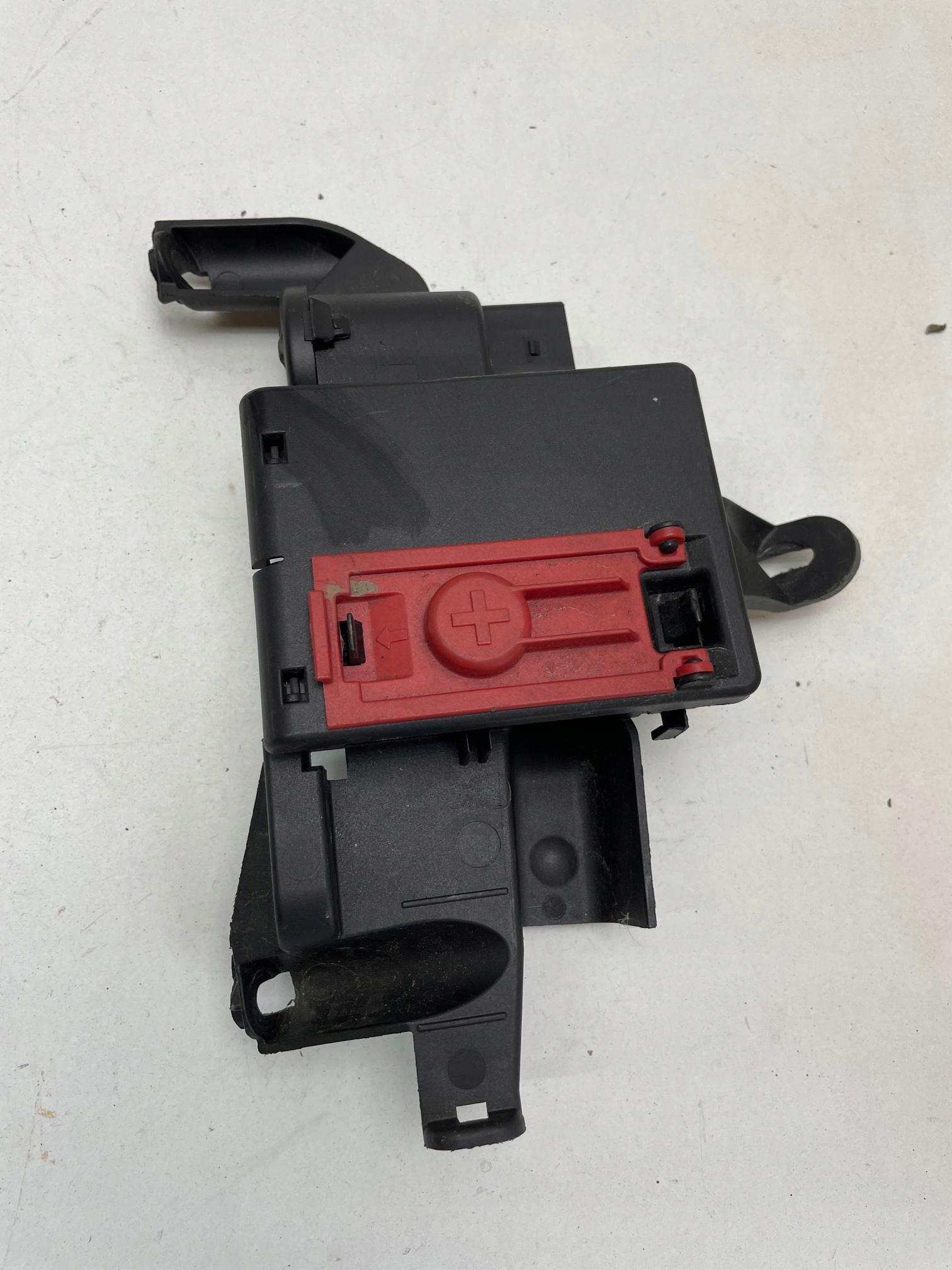 AUDI Q7 4m розподільник струму 4M0941823A