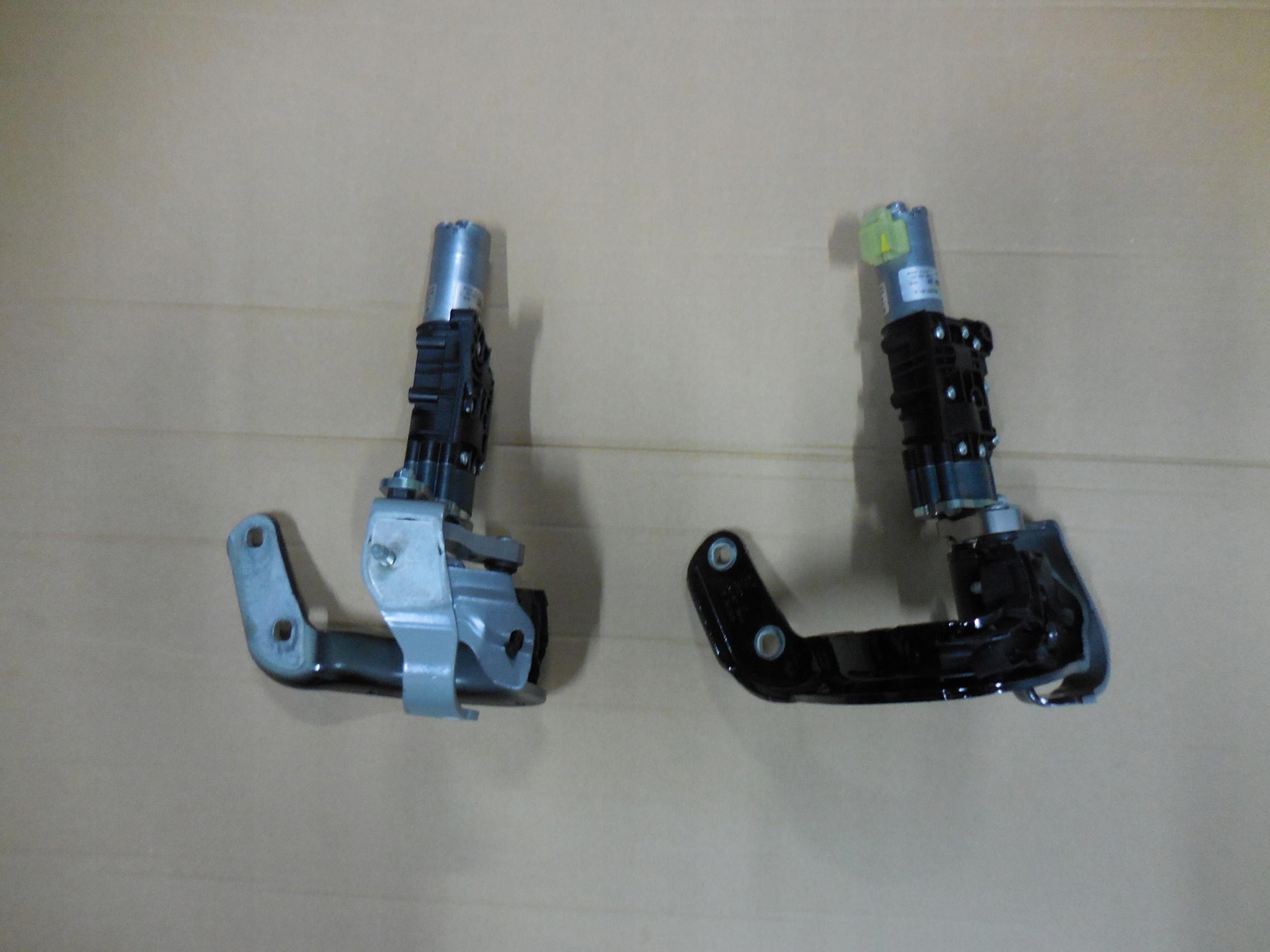 AUDI Q7 4m привід заслінки 4M0827851A 4M0827852A