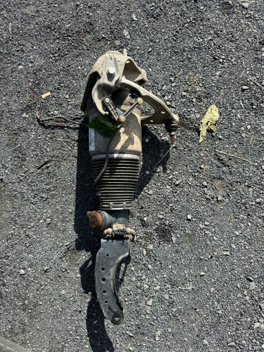 AUDI Q7 CAYENNE TOUAREG АМОРТИЗАТОР ПЕРЕДНИЙ ПРАВЫЙ 7L8616040G