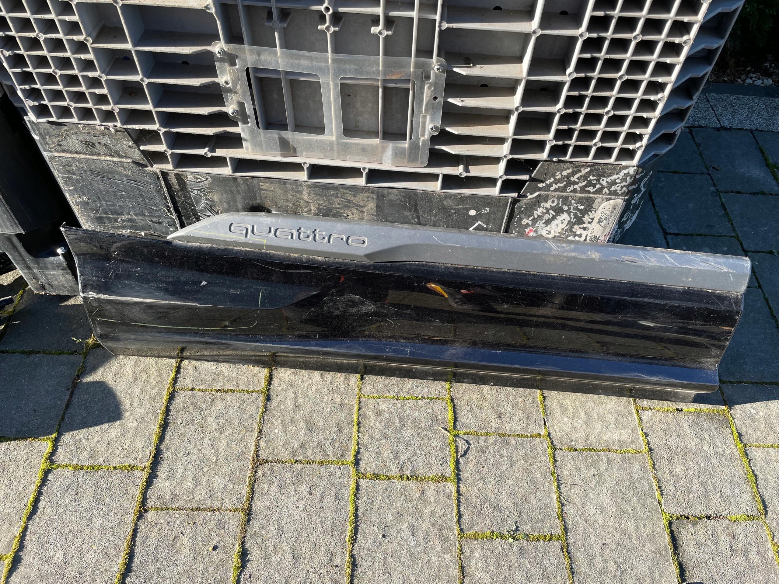 4M0583970 - AUDI Q7 LIFT 4M0 молдинг для задней правой двери