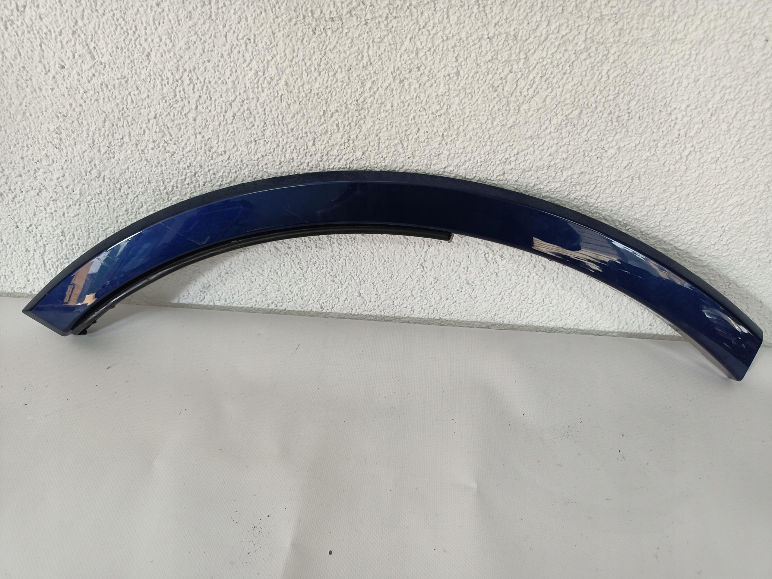 C007 - Audi Q7 LIFT S-LINE накладка на крыло 4M0853818A