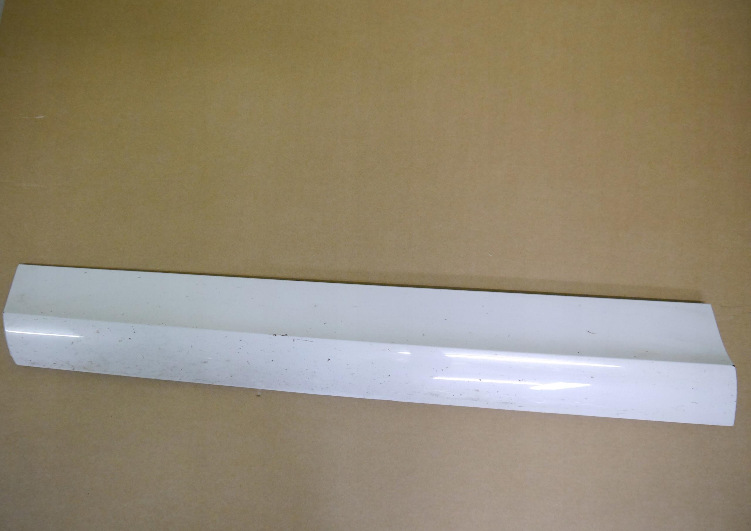 Audi Q7 S-LINE V12 накладка двери 4L0853959