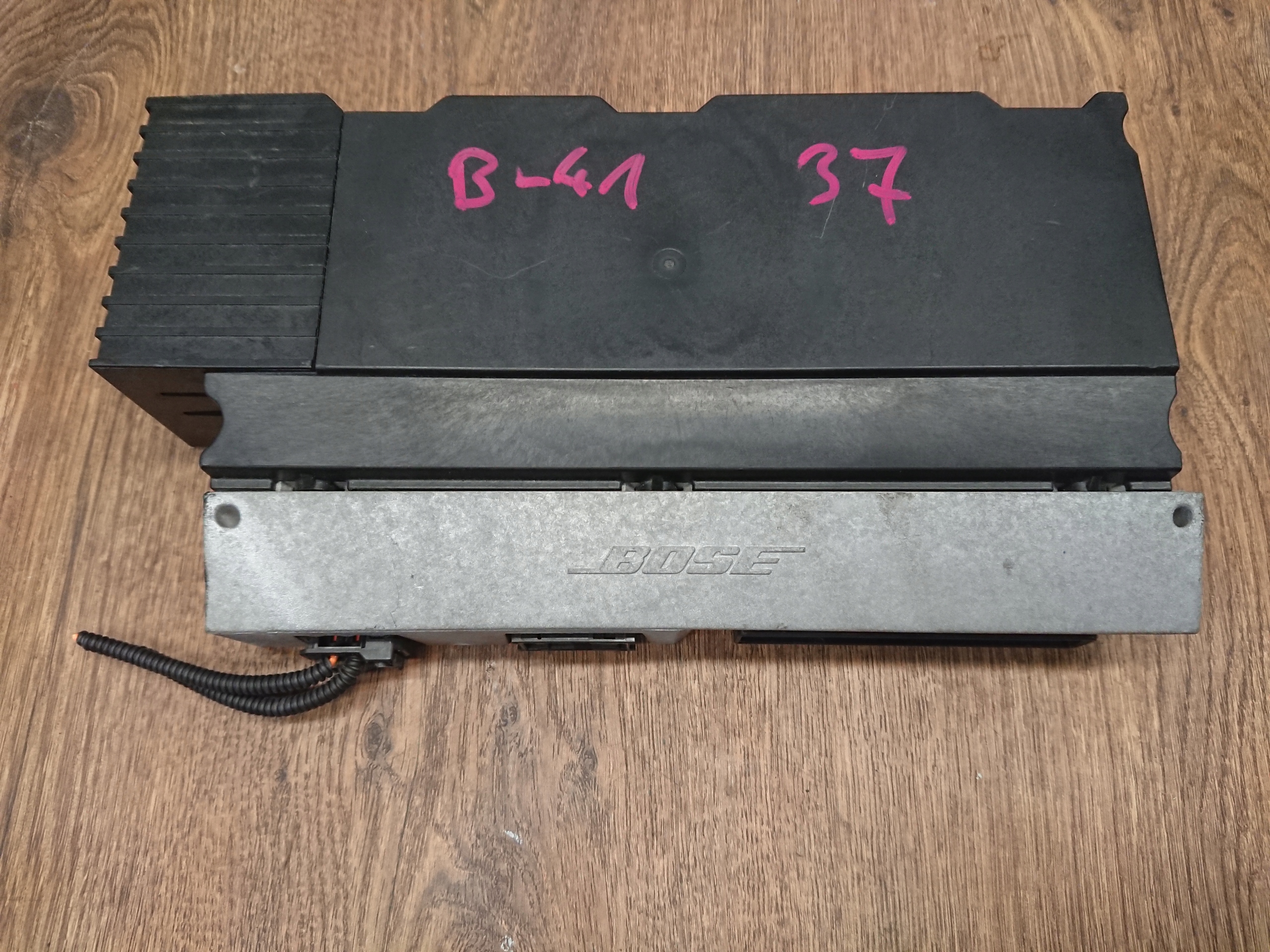 Audi Q7 Підсилювач BOSE 4L035223D