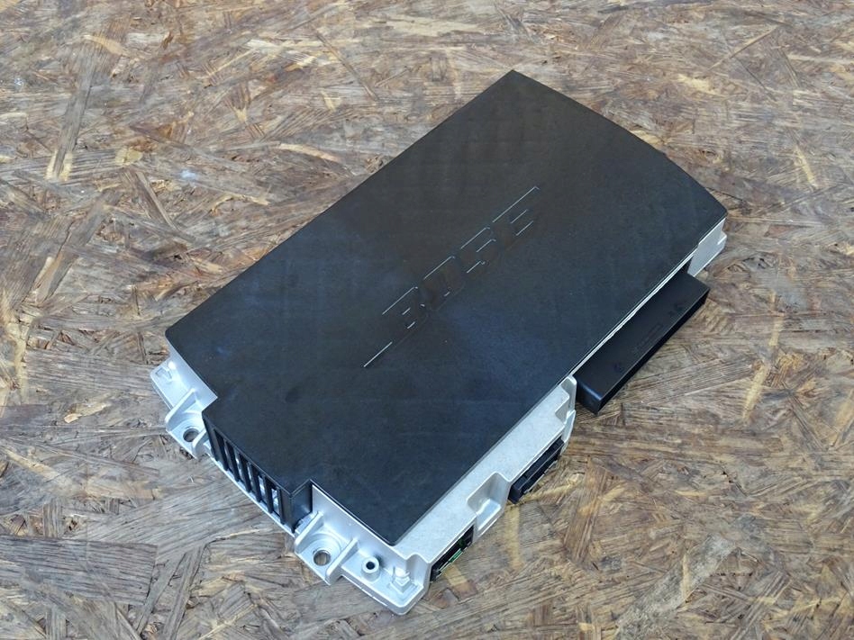 8X0035223D 8X0035223B - AUDI RSQ3 Q3 8U A1 8x підсилювач звукової системи BOSE