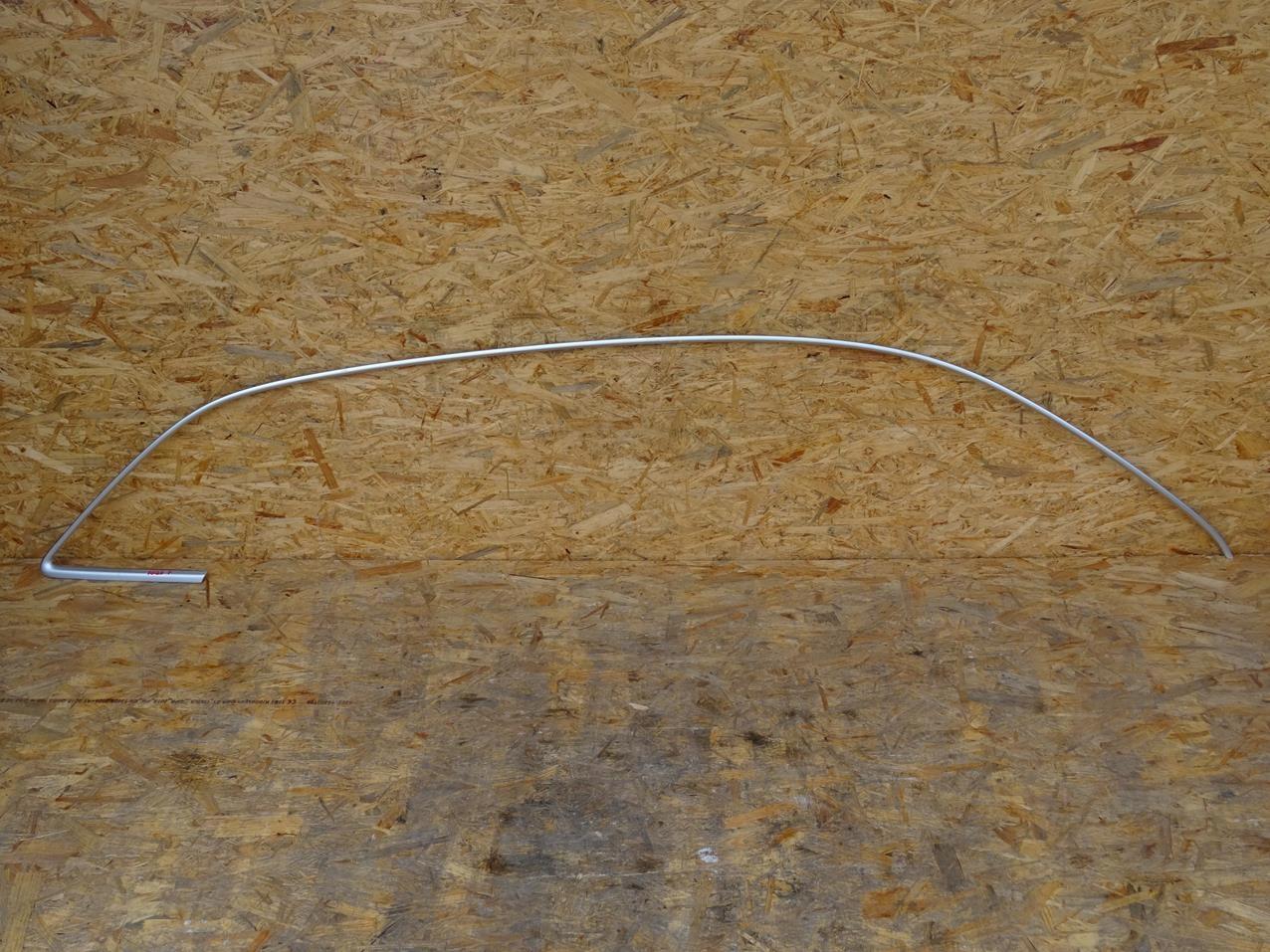 8U0853704B - AUDI RSQ3 Q3 8U рейка даху права атласна