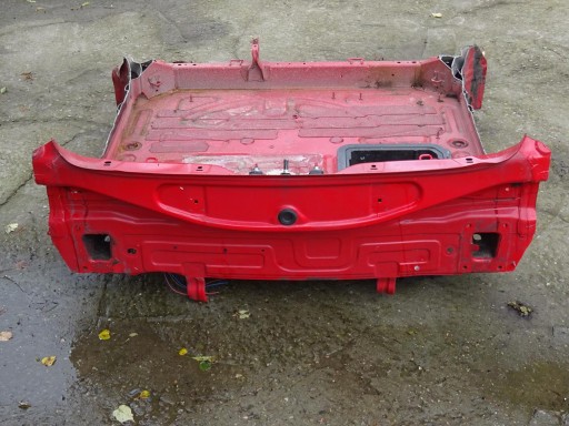 11-18 2011 - AUDI RSQ3 RS Q3 8U ПІДСИЛЕННЯ ЗАДНЯ ВАННА