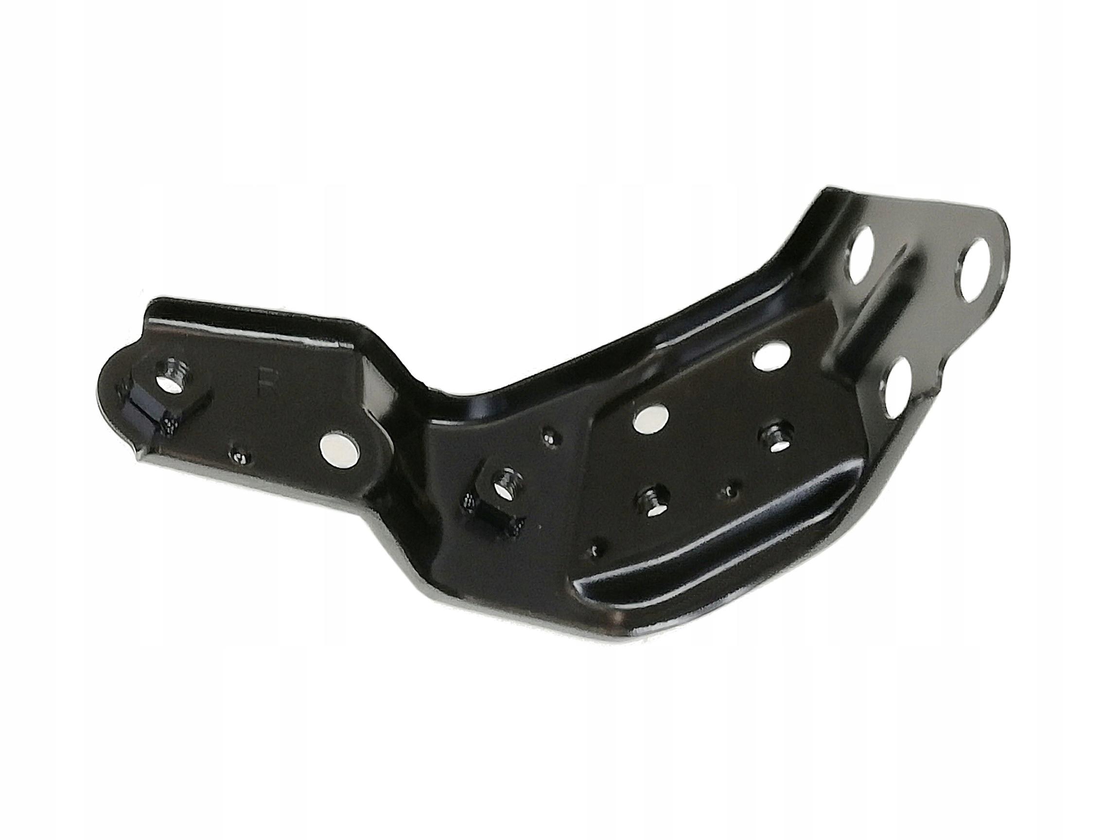 A53835-05010 - AVENSIS T27 08-11 кронштейн крепление фартук крыло